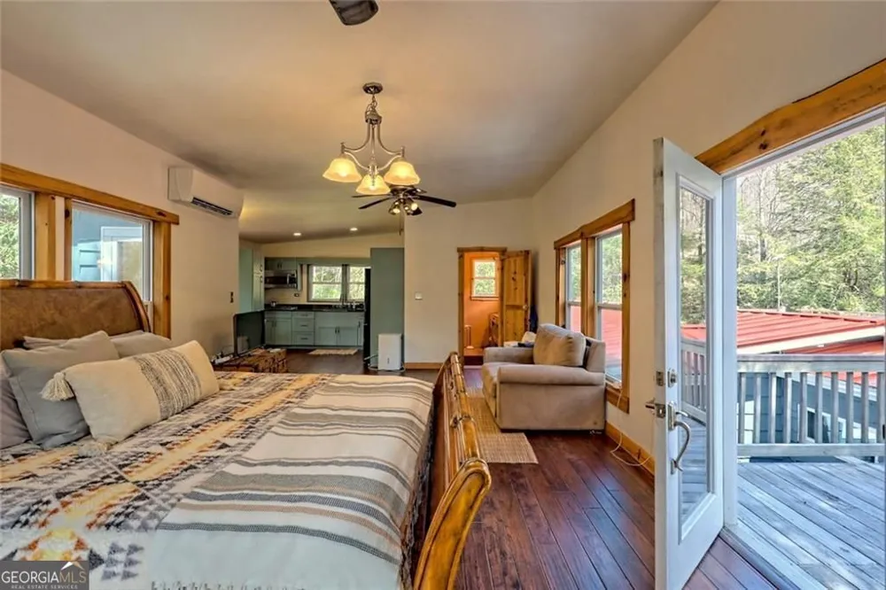 2960 Tate City RD Hayesville, NC 28904