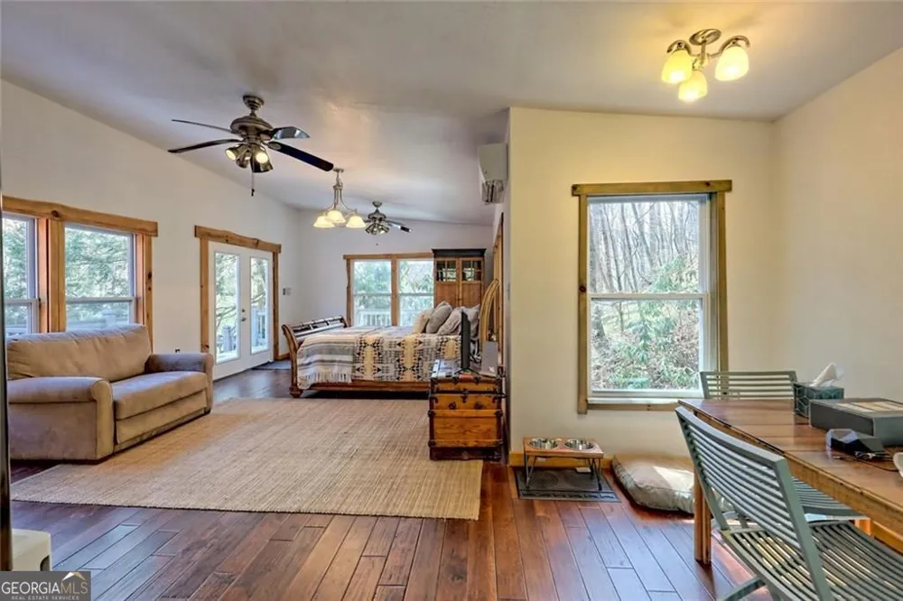 2960 Tate City RD Hayesville, NC 28904