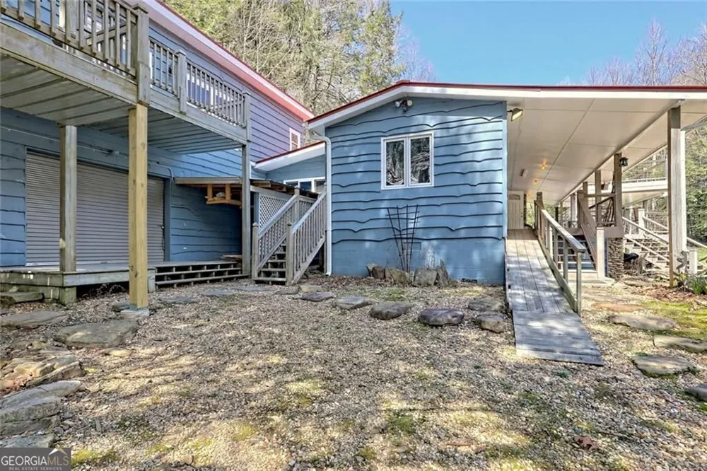 2960 Tate City RD Hayesville, NC 28904
