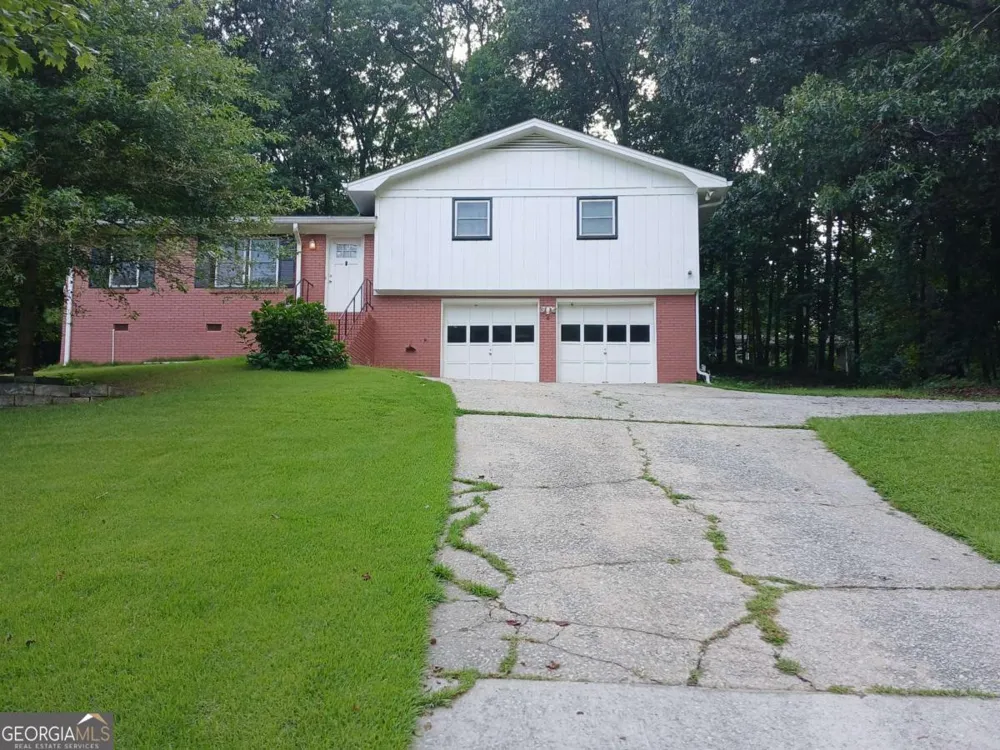 785 Old beulah RD Lithia Springs, GA 30122