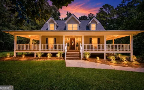 421 S Mount Carmel RD