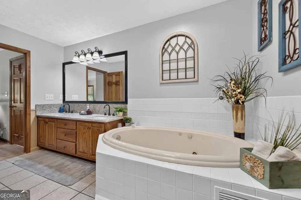 421 S Mount Carmel RD McDonough, GA 30253