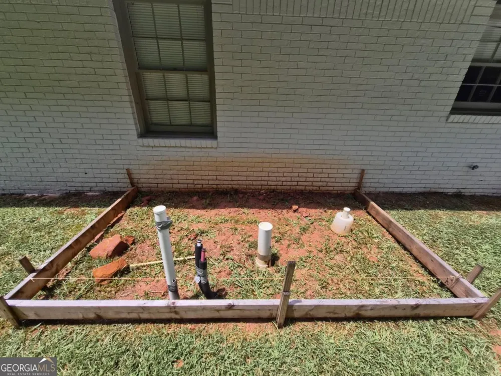 122 Longstreet CIR Oxford, GA 30054