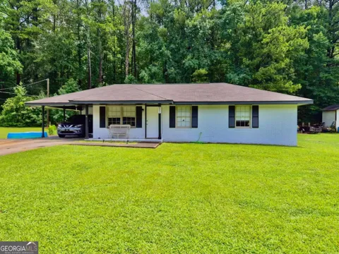 122 Longstreet CIR