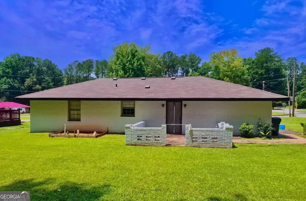 122 Longstreet CIR Oxford, GA 30054