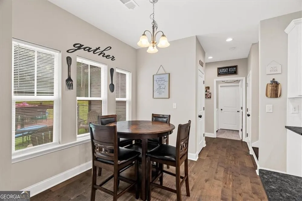 499 Oakland DR SE Calhoun, GA 30701