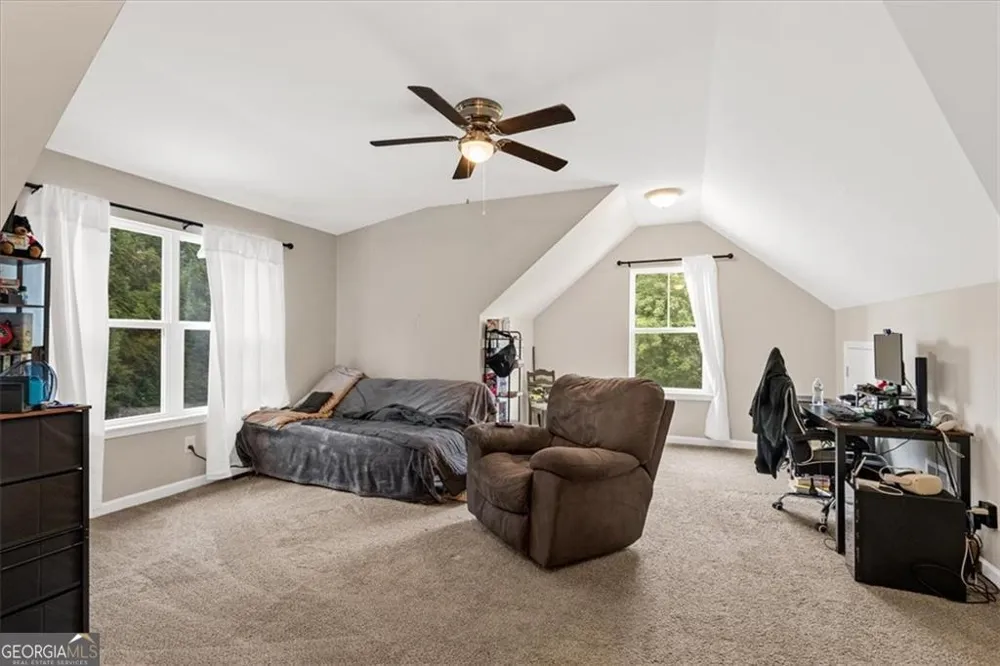 499 Oakland DR SE Calhoun, GA 30701