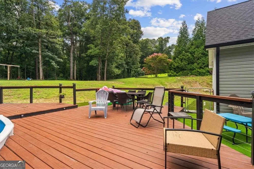 499 Oakland DR SE Calhoun, GA 30701
