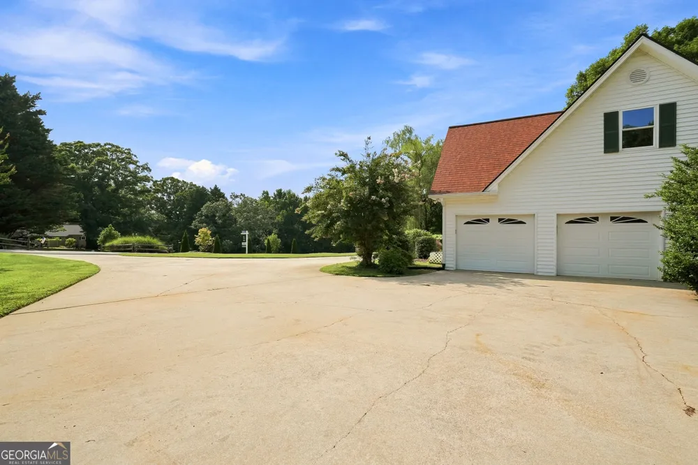 124 Golden Autumn DR Dahlonega, GA 30533