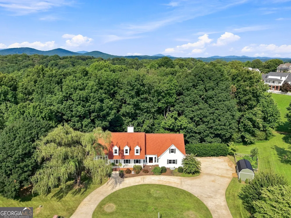124 Golden Autumn DR Dahlonega, GA 30533