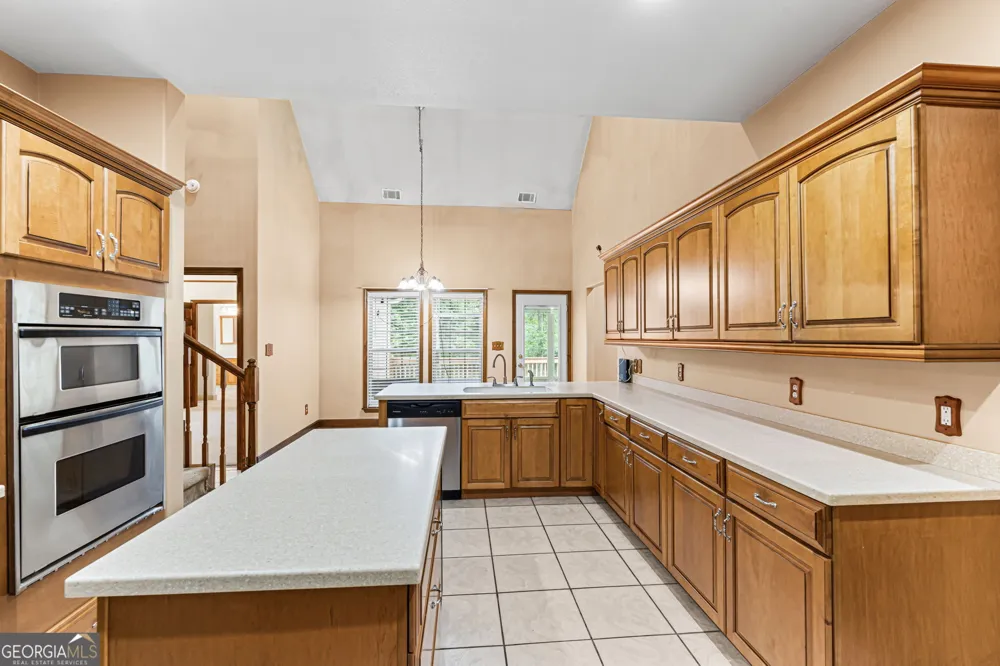 232 Bazemore Circle Warner Robins, GA 31093