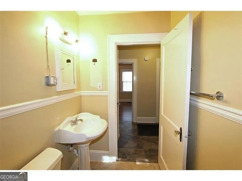 3461 Lee ST College Park, GA 30337