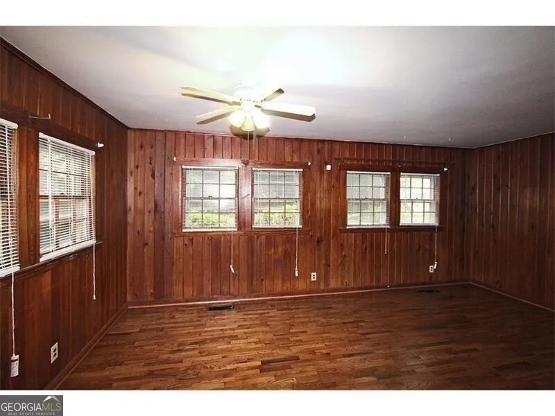 3461 Lee ST College Park, GA 30337