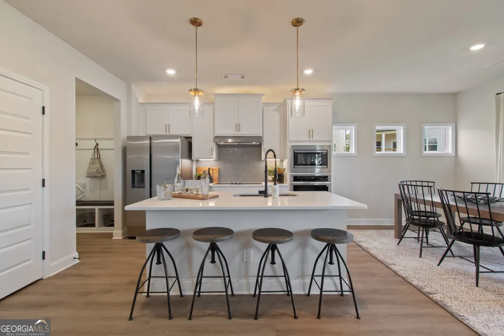 33 Butternut WAY Auburn, GA 30011
