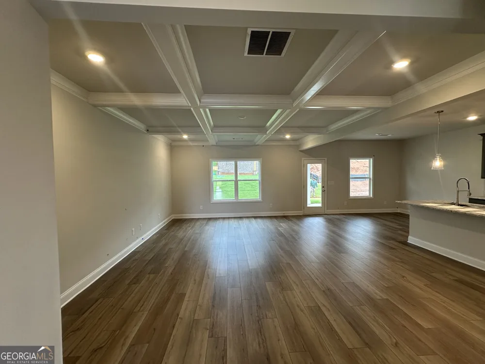 33 Butternut WAY Auburn, GA 30011