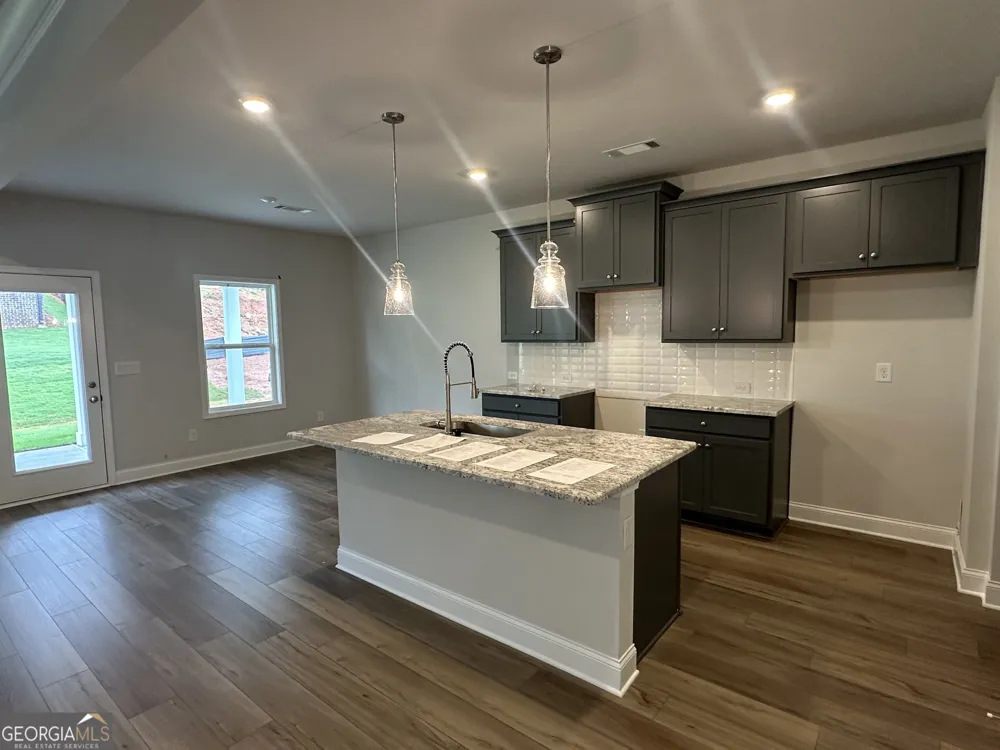 33 Butternut WAY Auburn, GA 30011