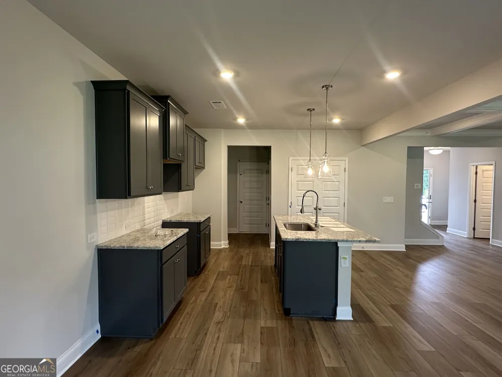 33 Butternut WAY Auburn, GA 30011