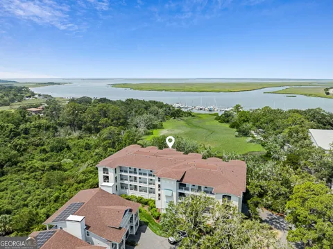 33 Harbor RD