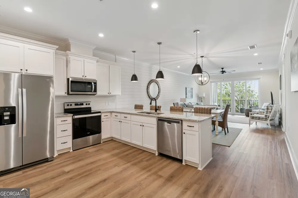 33 Harbor RD Jekyll Island, GA 31527