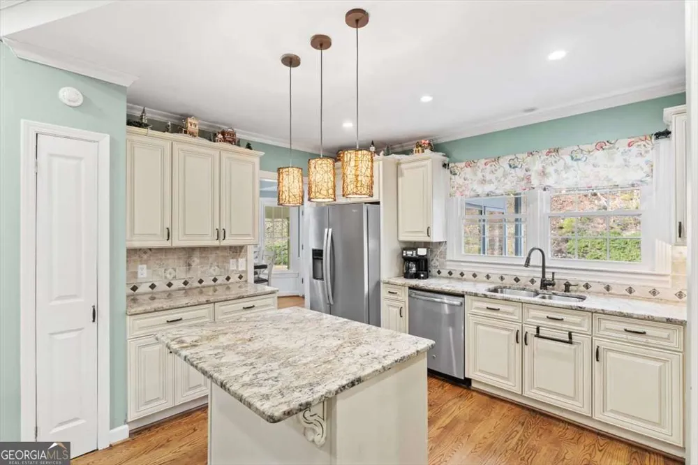20 Pine Valley RD SW Rome, GA 30165