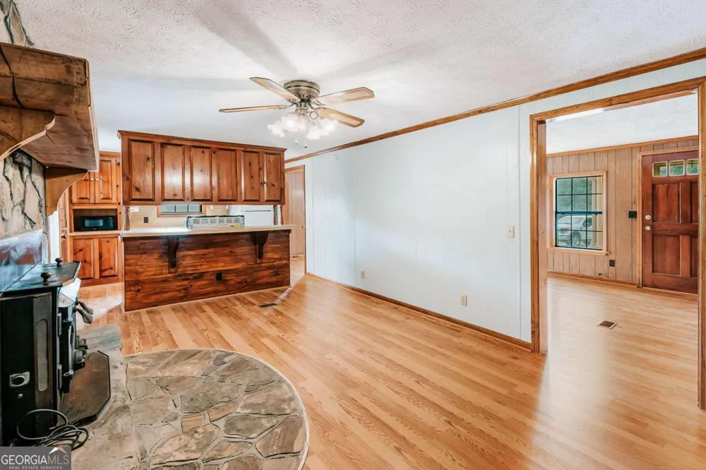 621 Elberton RD Lexington, GA 30648