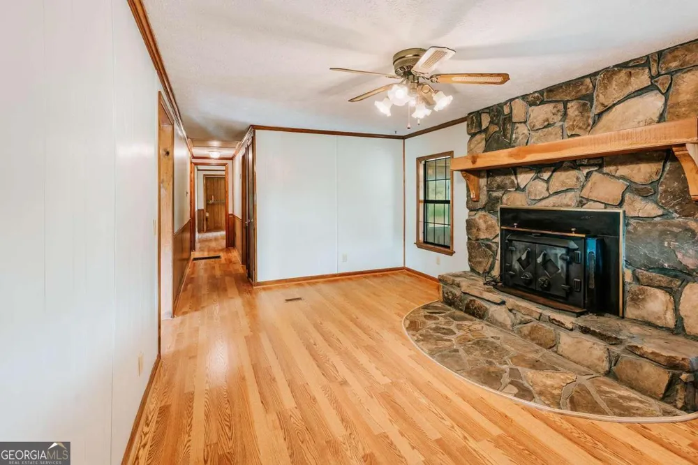 621 Elberton RD Lexington, GA 30648
