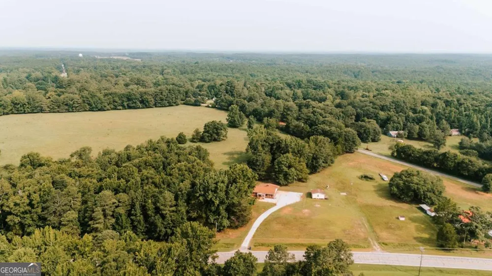 621 Elberton RD Lexington, GA 30648