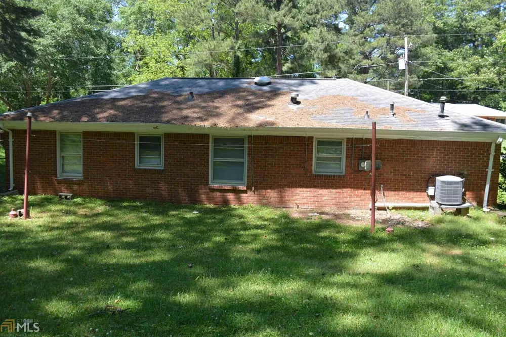2336 Bonner RD East Point, GA 30344