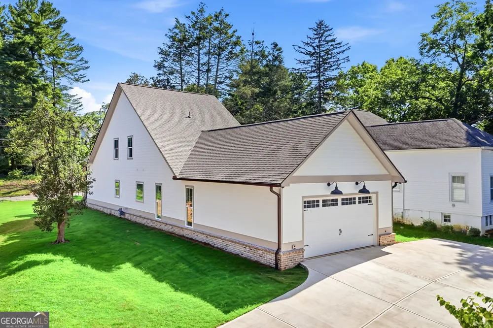 151 A W Roberts DR Ball Ground, GA 30107