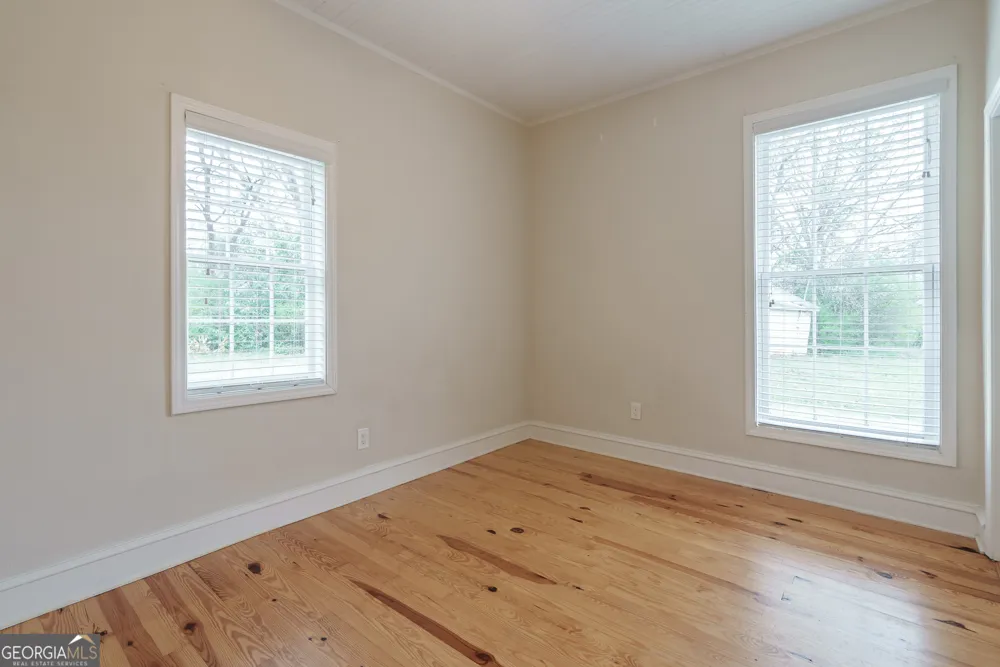 696 North AVE Madison, GA 30650