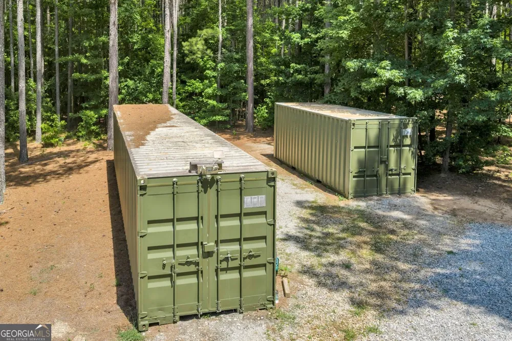 290 T W Leverette RD Jackson, GA 30233