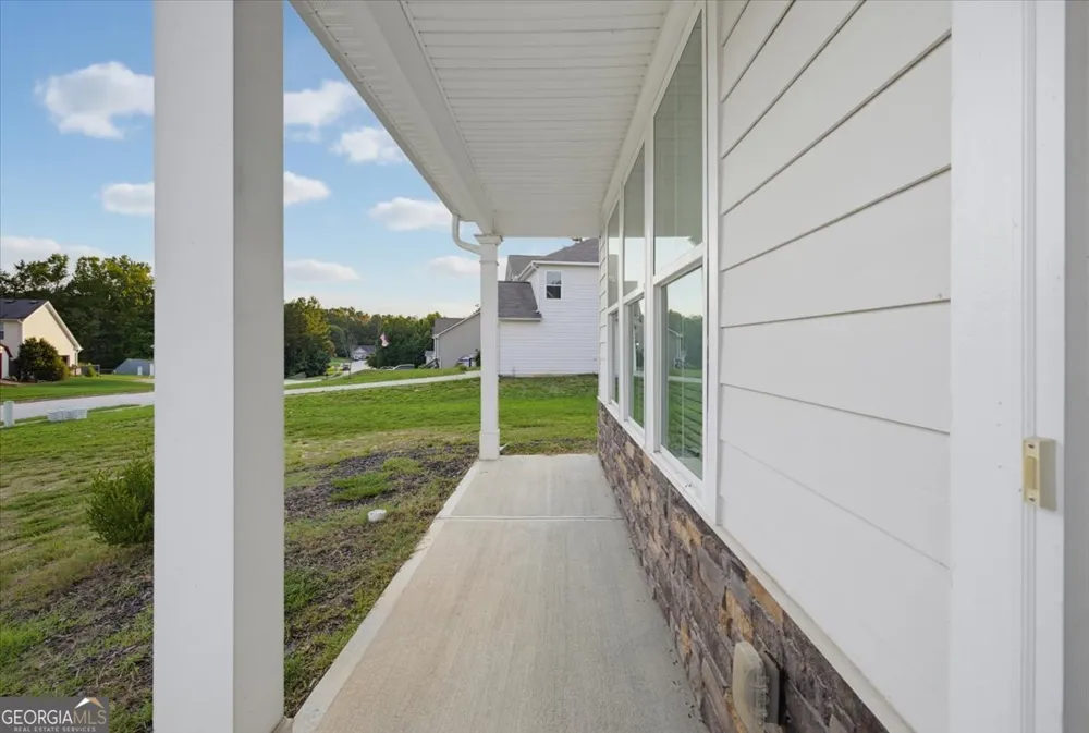 677 Ragan CT Social Circle, GA 30025