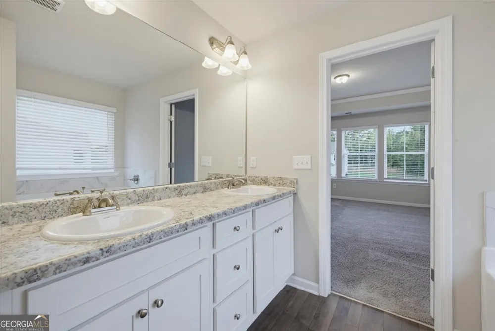 677 Ragan CT Social Circle, GA 30025