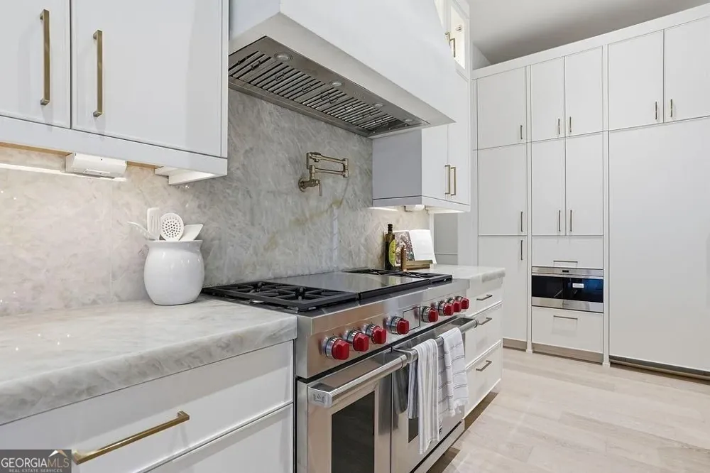 115 Oak Leaf TRL Milton, GA 30004