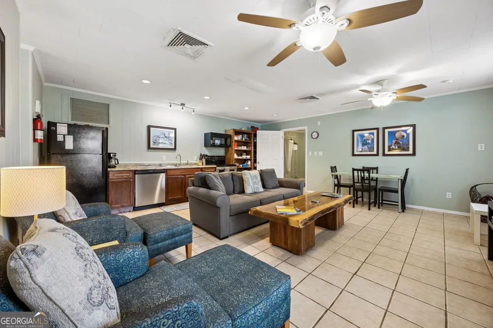 106 W Dillingham ST St. Marys, GA 31558
