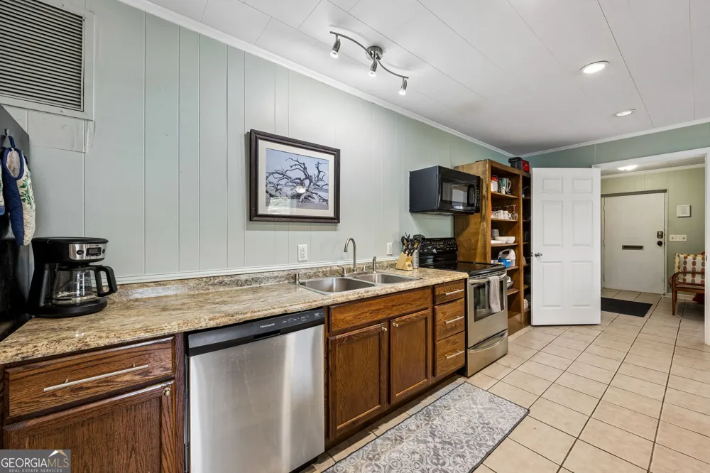 106 W Dillingham ST St. Marys, GA 31558