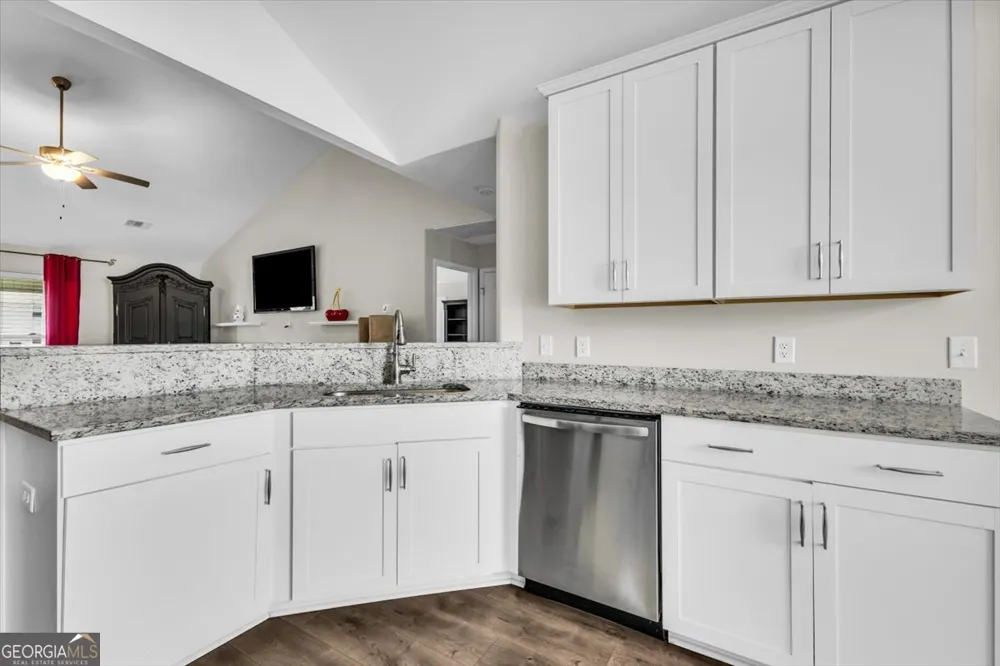 138 Grimsby RD Savannah, GA 31407