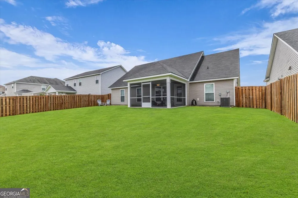 138 Grimsby RD Savannah, GA 31407