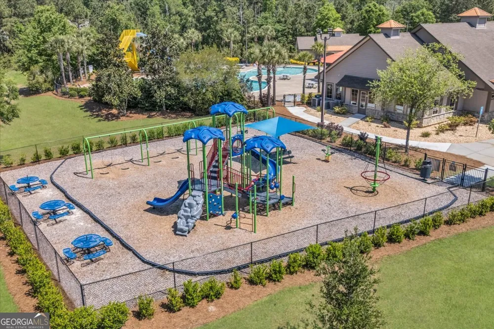 138 Grimsby RD Savannah, GA 31407