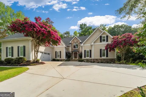 66 Hidden Lakes DR