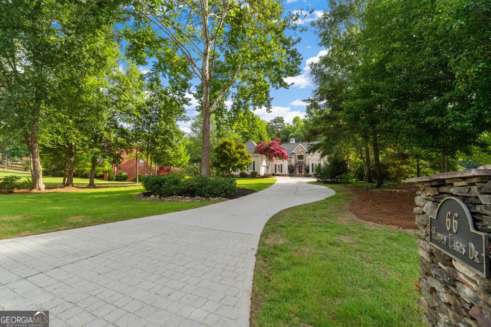 66 Hidden Lakes DR Carrollton, GA 30116