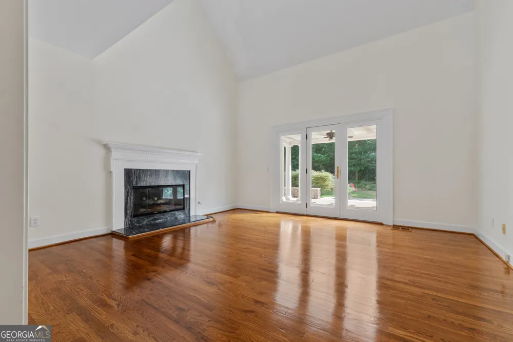 66 Hidden Lakes DR Carrollton, GA 30116
