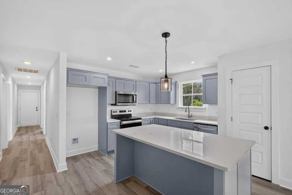 1061 Cassina Garden WAY Darien, GA 31305
