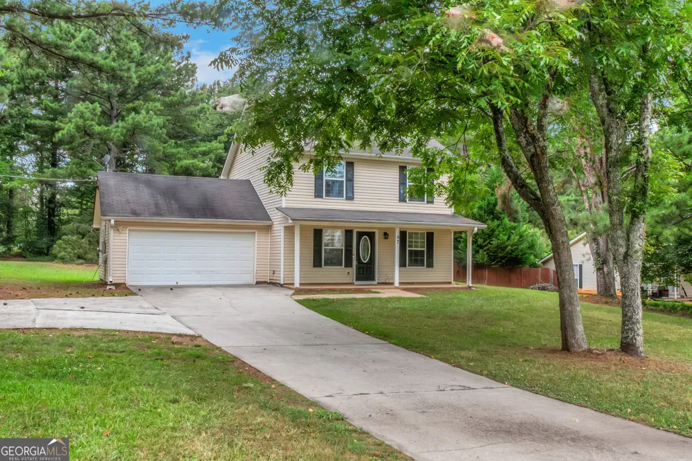 97 Livingston LN Covington, GA 30016