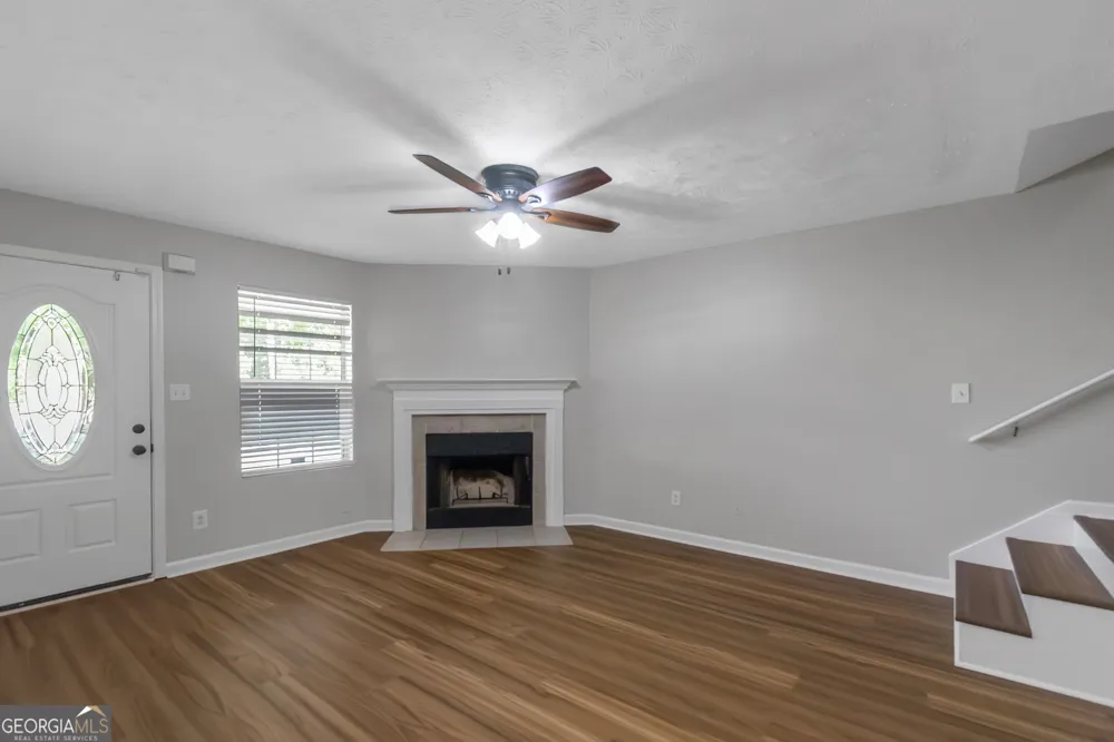 97 Livingston LN Covington, GA 30016