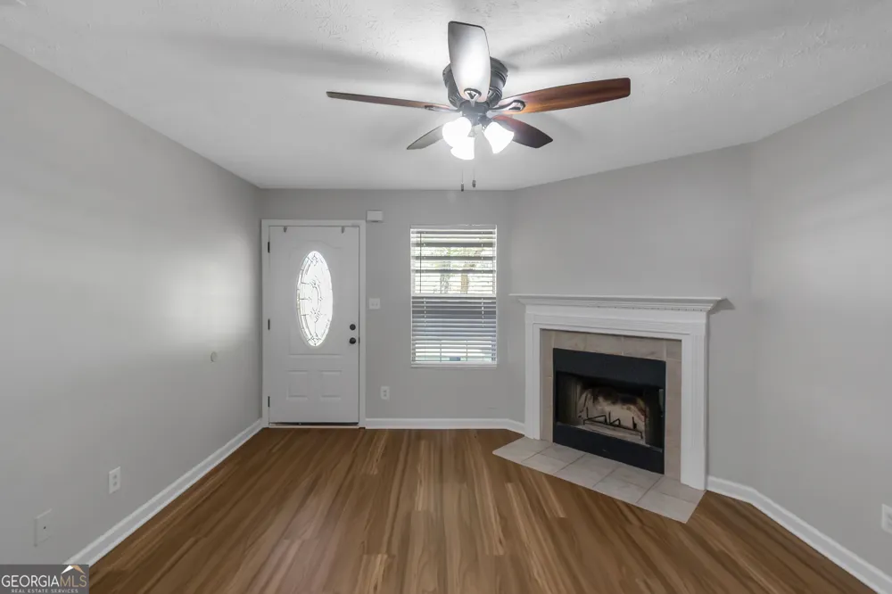 97 Livingston LN Covington, GA 30016