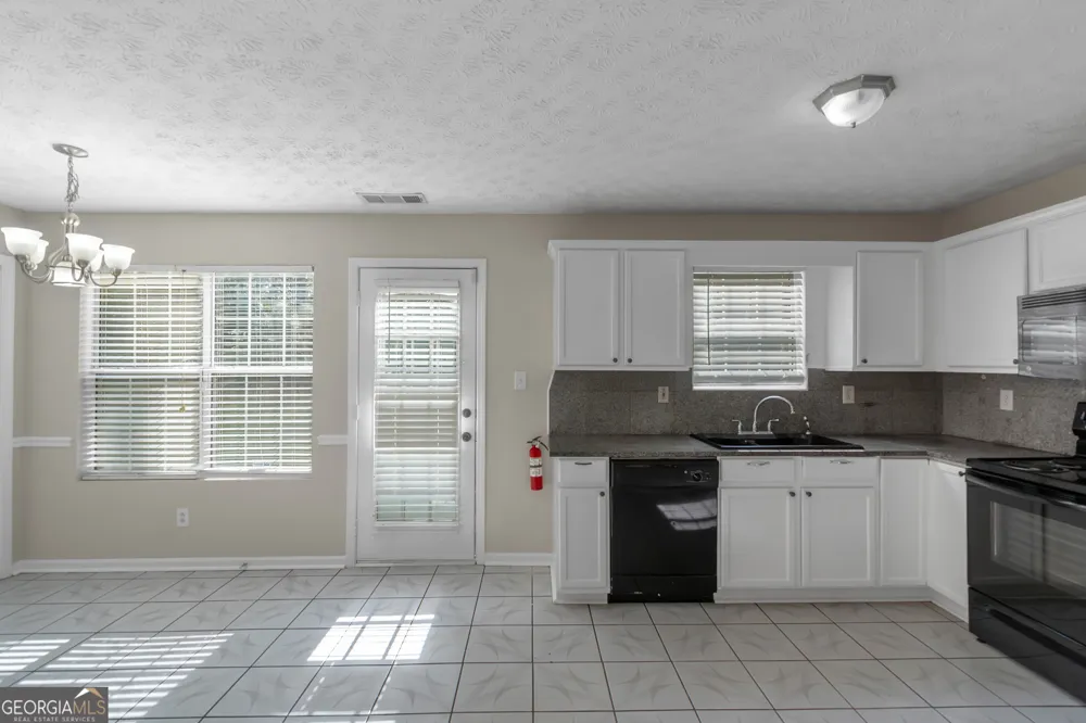 97 Livingston LN Covington, GA 30016