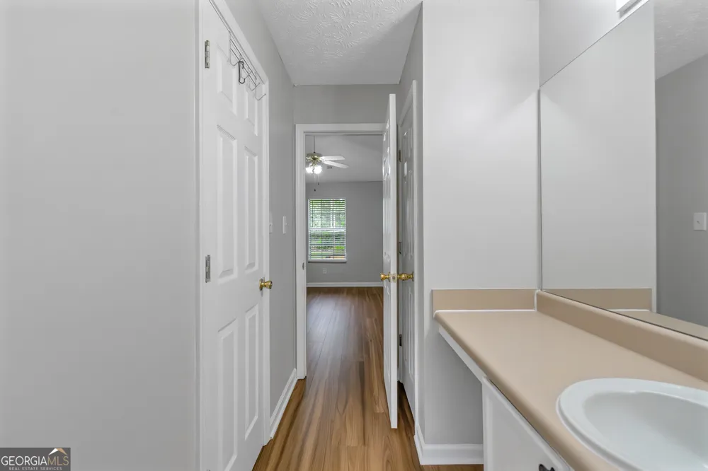 97 Livingston LN Covington, GA 30016