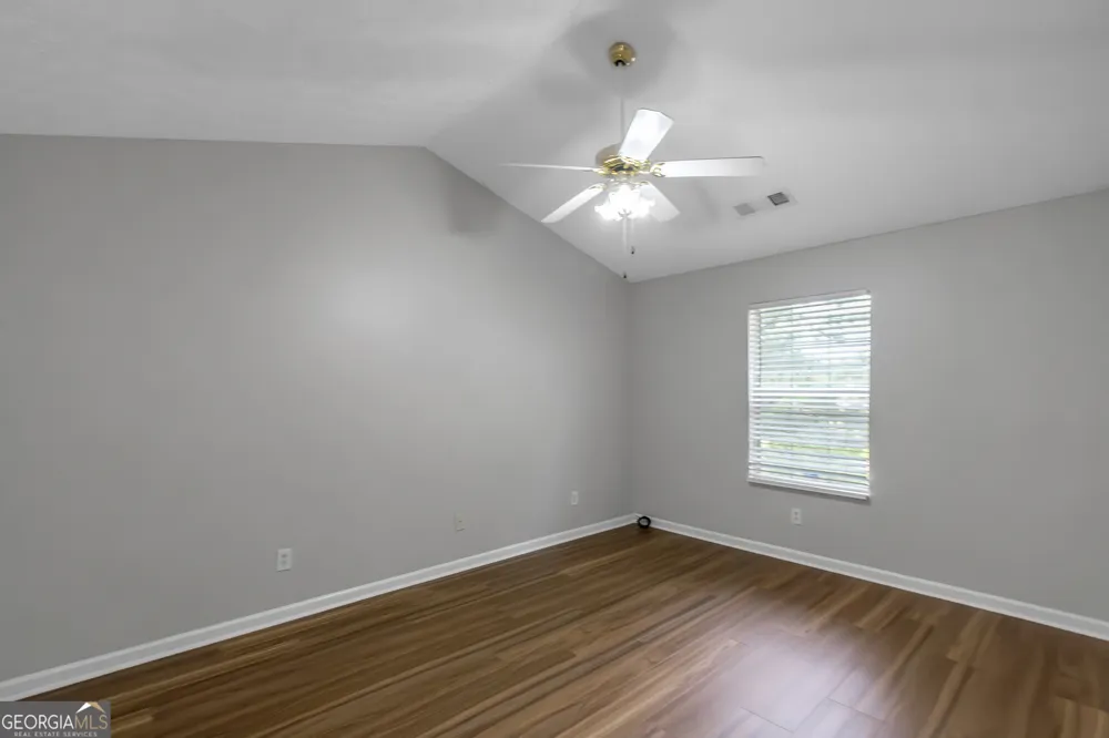 97 Livingston LN Covington, GA 30016