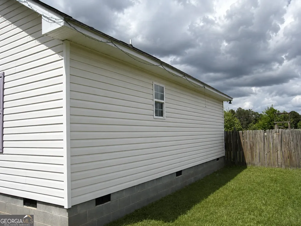 257 E Railroad ST Jeffersonville, GA 31044